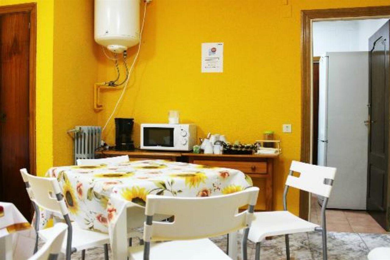 Hostal Escapat Salamanca Exteriör bild