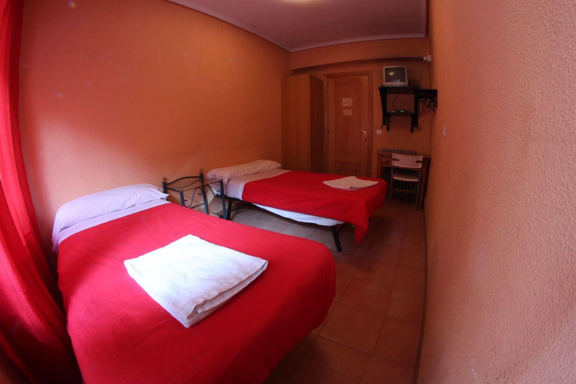 Hostal Escapat Salamanca Exteriör bild