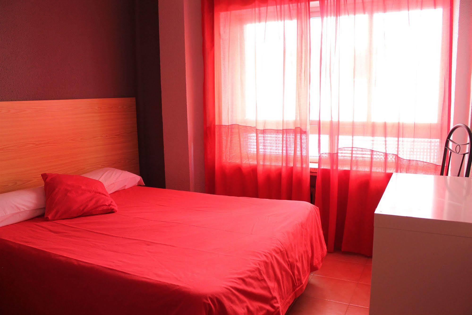 Hostal Escapat Salamanca Exteriör bild
